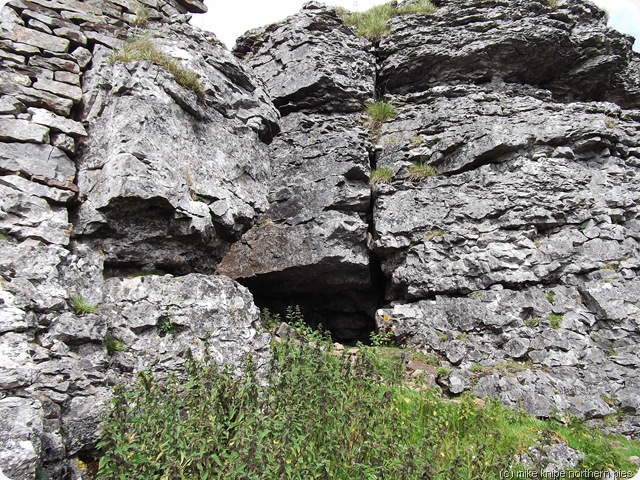 moking hurth caves