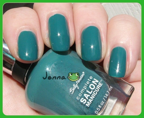 Sally Hansen Fairy Teal (2)