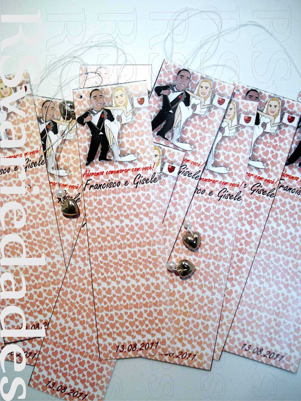 Marcador de livro
: Simples R$1,20 unid / cento R$100,00.
: Com pingente de coração e continhas coloridas R$2,40 unid / cento R$220,00.
: Min. 40 unids para ambas as opções.
: Medidas - 4x14 cm.
: Impresso em papel cartão 240 grs. Marcador de livro
: Simples R$1,20 unid / cento R$100,00.
: Com pingente de coração e continhas coloridas R$2,40 unid / cento R$220,00.
: Min. 40 unids para ambas as opções.
: Medidas - 4x14 cm.
: Impresso em papel cartão 240 grs.