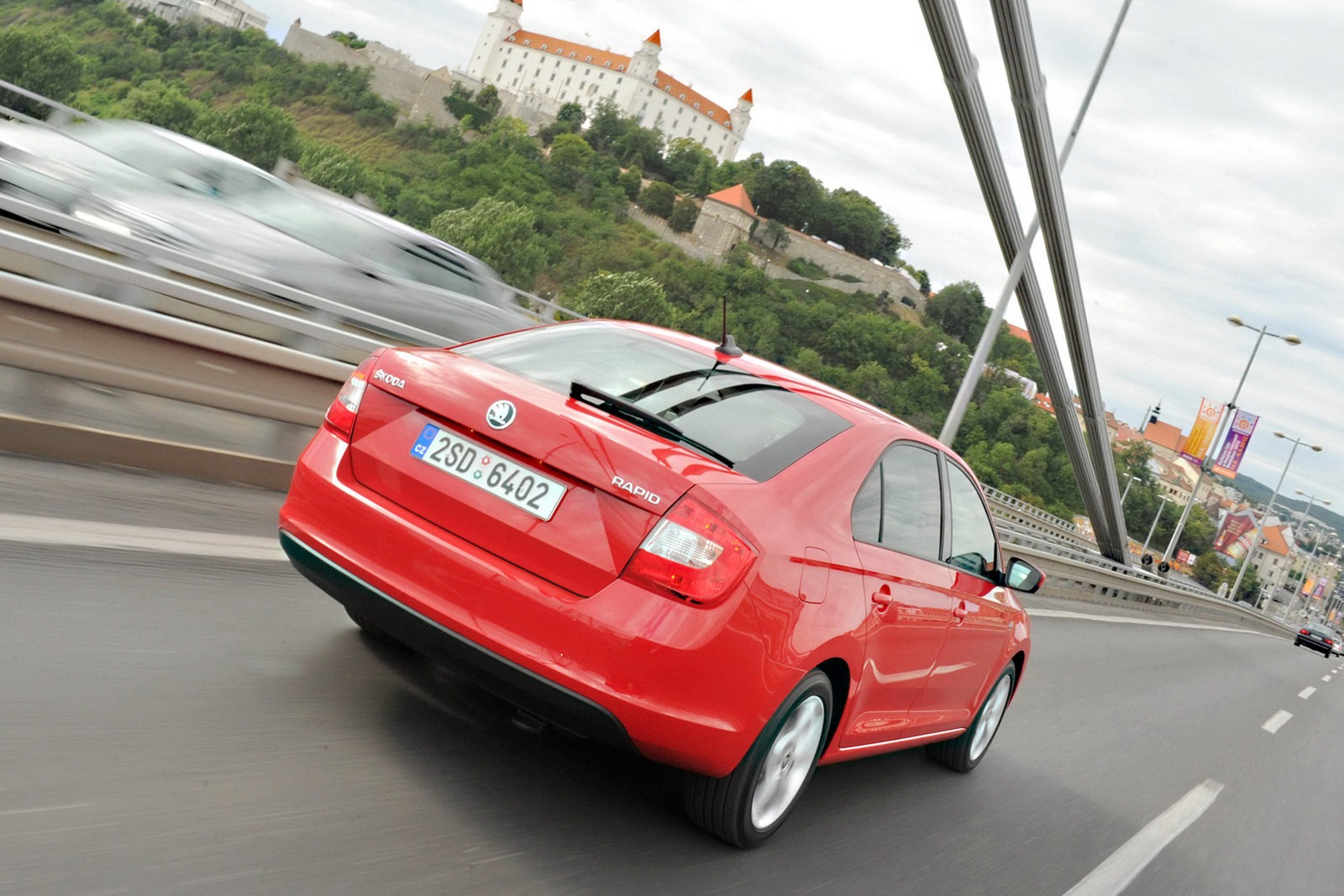 [2013-Skoda-Rapid-93%255B2%255D.jpg]