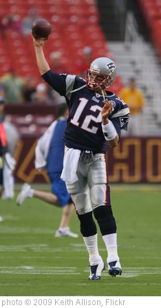 'Tom Brady' photo (c) 2009, Keith Allison - license: http://creativecommons.org/licenses/by-sa/2.0/