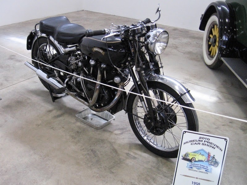 [IMG_4814-1950-Vincent-Motorcycle-at-.jpg]