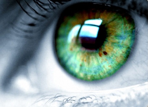 [fotos-de-ojos-verdes-nb16592%255B5%255D.jpg]