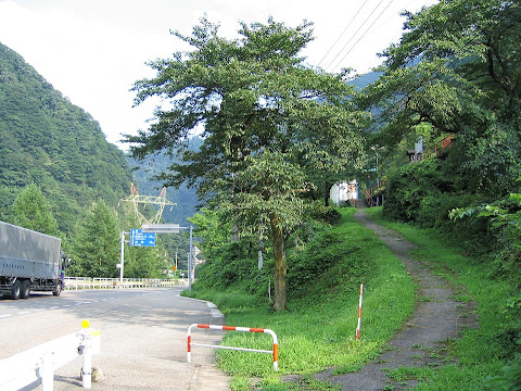 飛騨中山駅