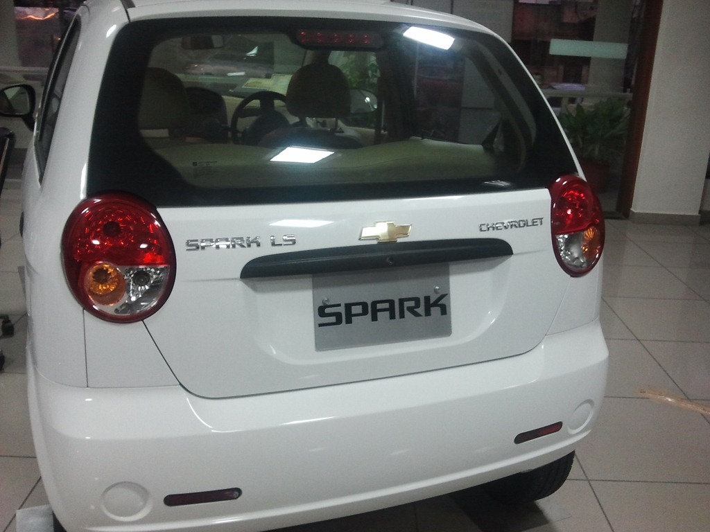 [Chevy%2520Spark%2520back%255B4%255D.jpg]