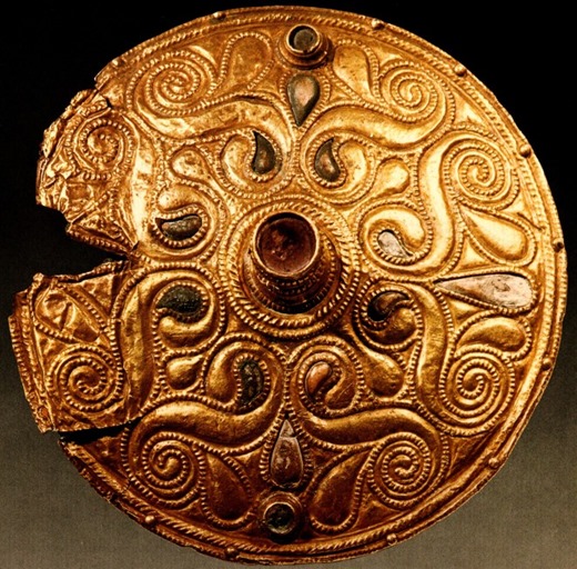 [Celtic_Gold-plated_Disc_Auvers-sur-Oise_Val-dOise-663x653%255B2%255D.jpg]
