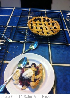 'Pie' photo (c) 2011, Salim Virji - license: http://creativecommons.org/licenses/by-sa/2.0/
