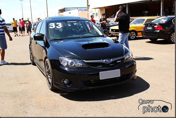 Subaru Impreza preto