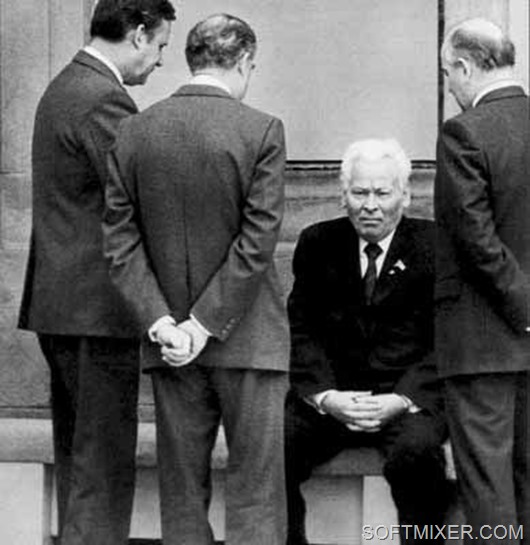 1223675315_andropov-chernenko 1223675315_andropov-chernenko