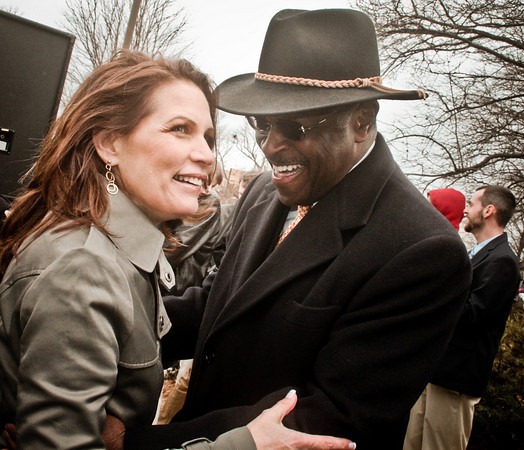 [herman-cain-michele-bachmann%255B3%255D.jpg]