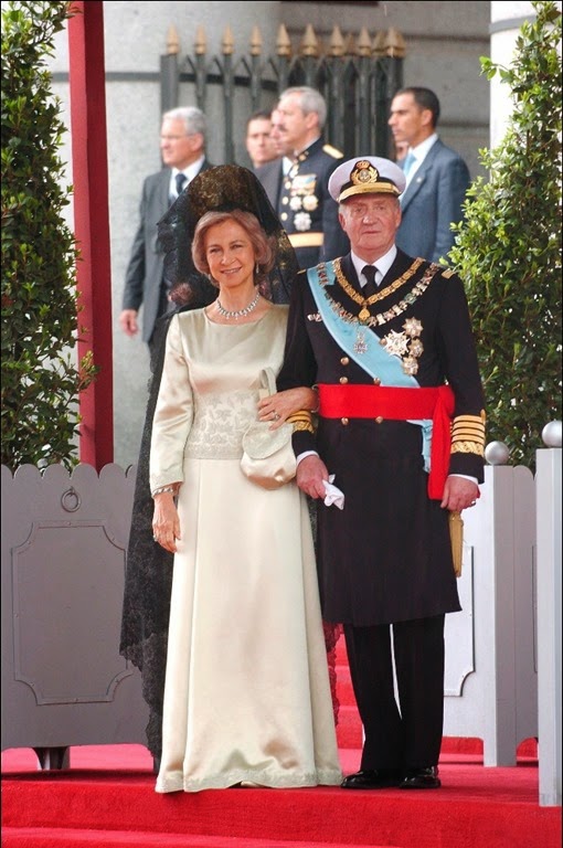 [Los-Principes-de-Asturias-celebran-su-decimo-aniversario-de-boda%255B6%255D.jpg]