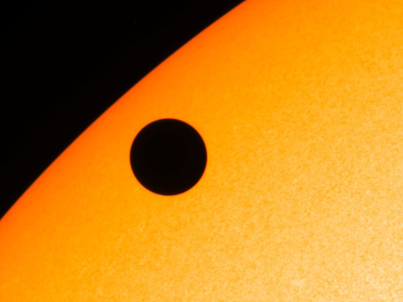 venus-transit-diabadikan-oleh-nasa