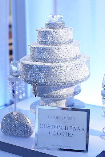A silver and white cake to fit our theme (Sandy makes gorgeous cakes in fabulous bright colors, too!) A silver and white cake to fit our theme (Sandy makes gorgeous cakes in fabulous bright colors, too!)
