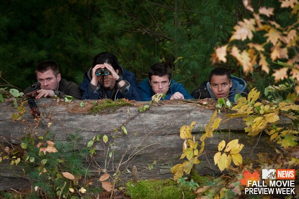 Chris Hemsworth és Josh Hutcherson a legújabb Red Dawn fotón
