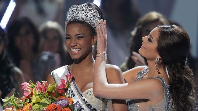 [leila_lopes_angolana_miss_universo-2011%255B5%255D.jpg]