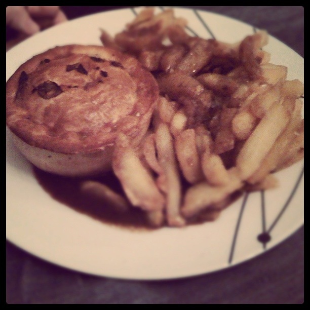 [Pieminister%2520pie%2520and%2520chip%2520shop%2520chips%255B6%255D.jpg]