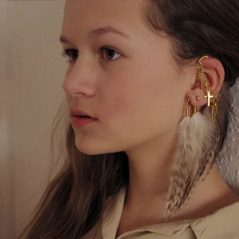 [472_472_ear-cuff-with-natural-feathers-and-5-gold-plated-c_1298626350_1%255B3%255D.jpg]