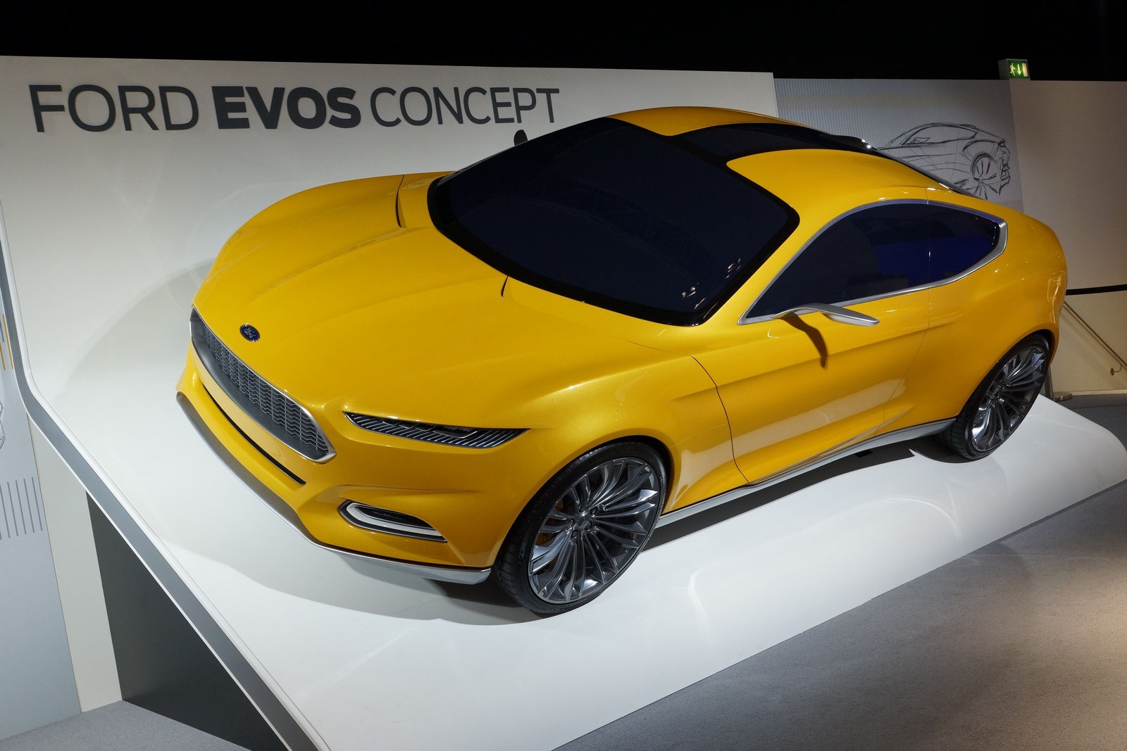 [Ford-Evos-Concept-442.jpg]