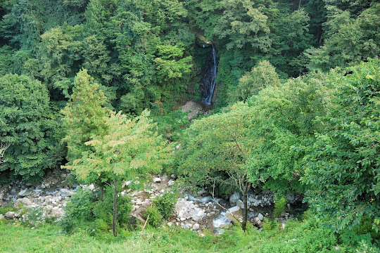 暮白の滝