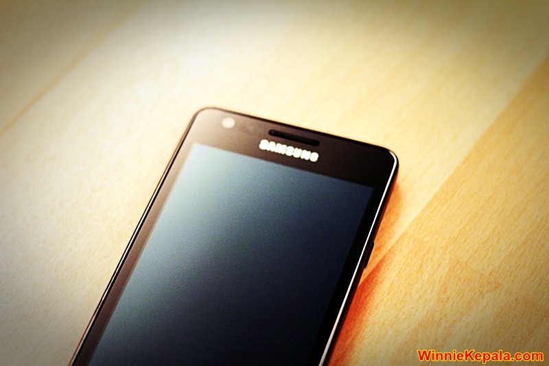 [2011-06-Samsung-Galaxy-S2-Review-020%255B2%255D.jpg]