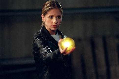 [Buffy%2520The%2520Vampire%2520Slayer%2520Screen%252003%255B3%255D.jpg]