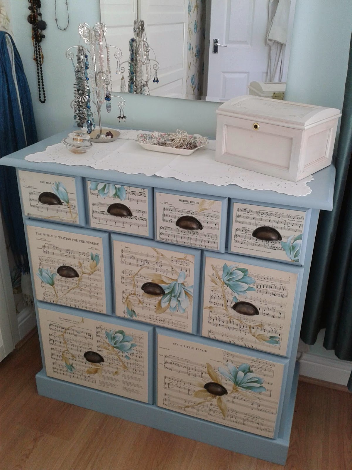 Boxoftrix Decoupage Drawer Chest