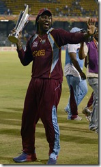 chris_gayle_with_world_cup