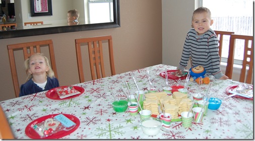 Cookie Decorating Party 2012 024