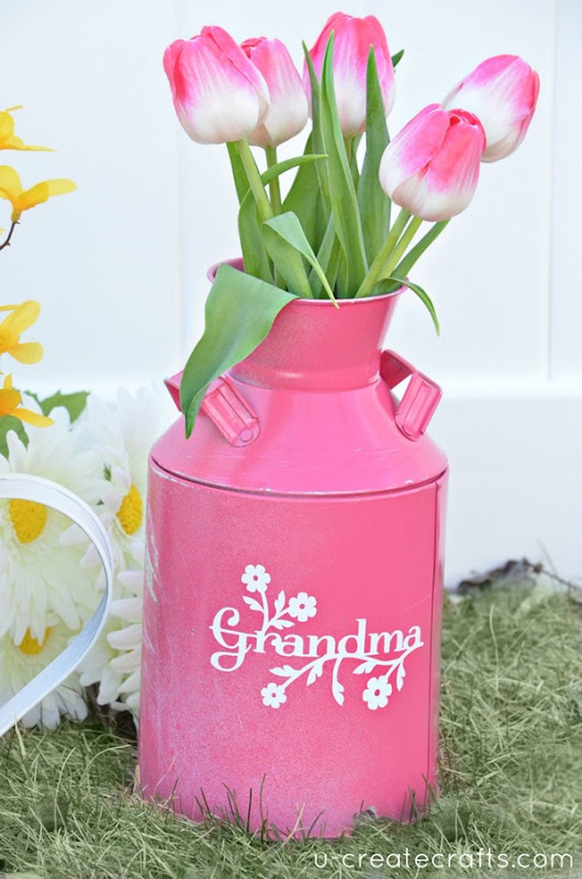Mother's Day Watering Can Vase Tutorial Mother's Day Watering Can Vase Tutorial