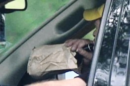 [chrysler_workers_drinking32%255B13%255D.jpg]