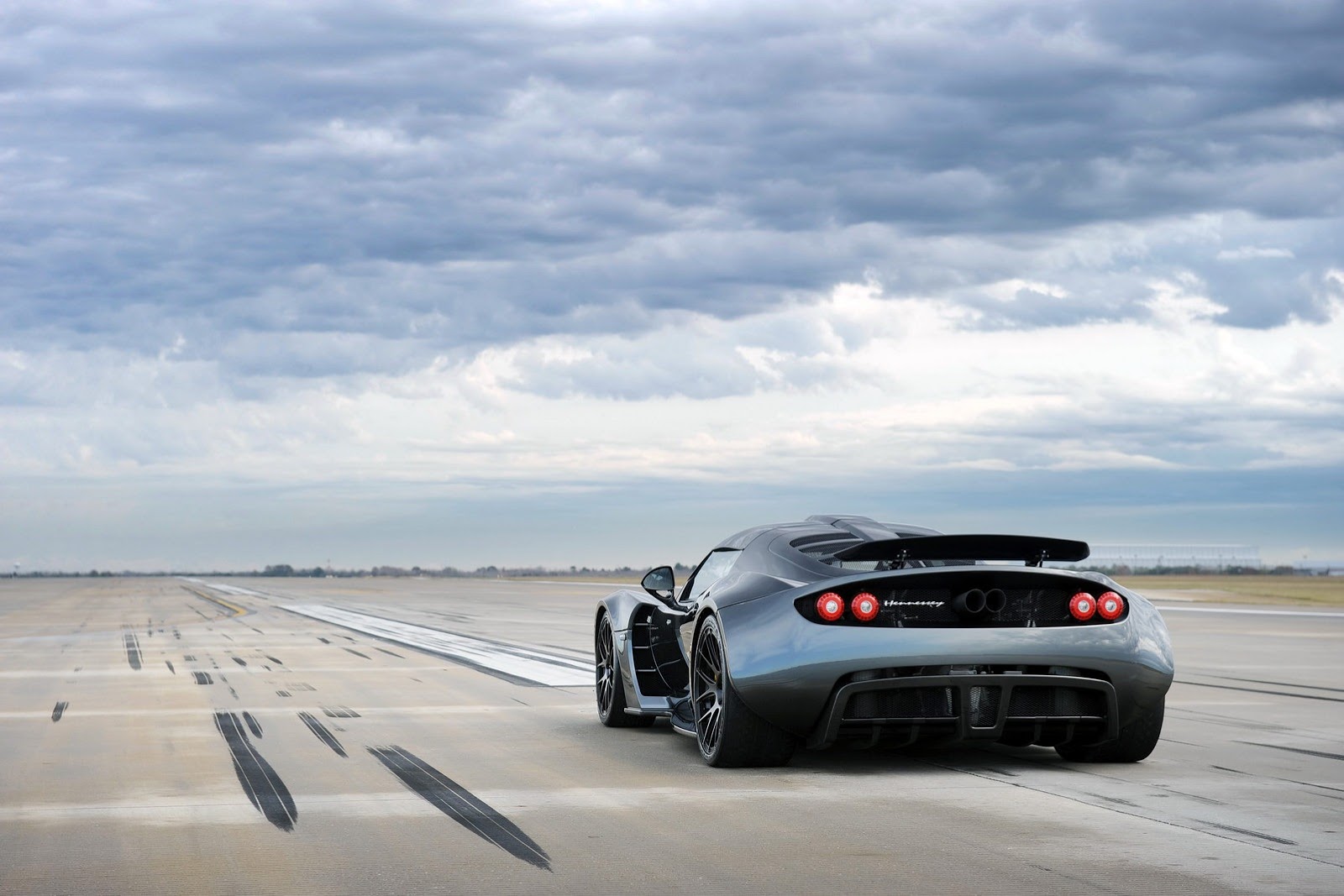 [Hennessey-Venom-GT-Record-16%255B5%255D.jpg]