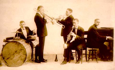 original-dixieland-jazz-band-sepia-smooth3.jpg