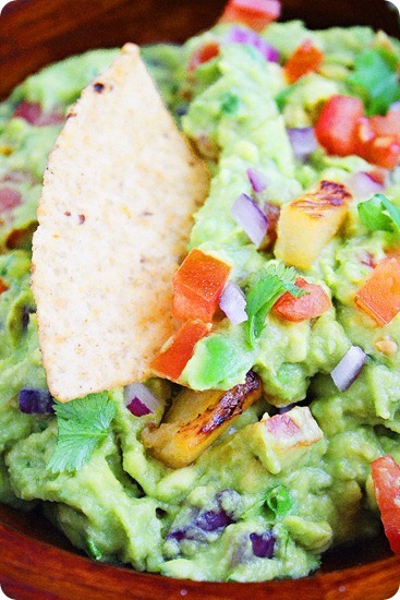 Grilled Pineapple Guacamole – Add sweet, smoky pineapple to your favorite guacamole for a tropical twist! | thecomfortofcooking.com