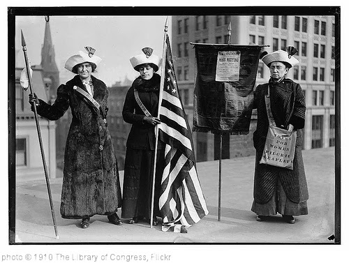 '[Suffragettes with flag]  (LOC)' photo (c) 1910, The Library of Congress - license: http://www.flickr.com/commons/usage/