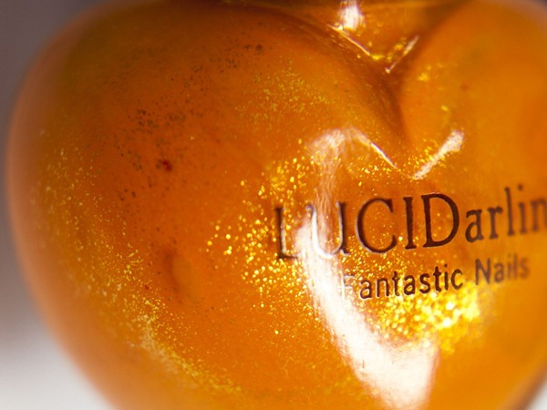 Etude_house_lucidarling_fantastic_nails_glittering_07_Tangerine_orange_detail Etude_house_lucidarling_fantastic_nails_glittering_07_Tangerine_orange_detail