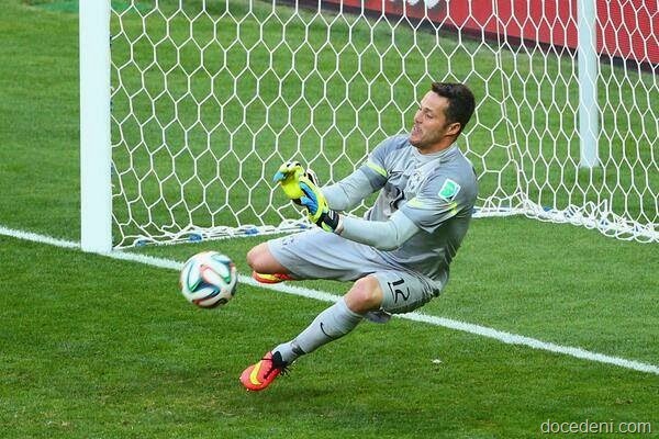 [J%25C3%25BAlio1%255B7%255D.jpg]