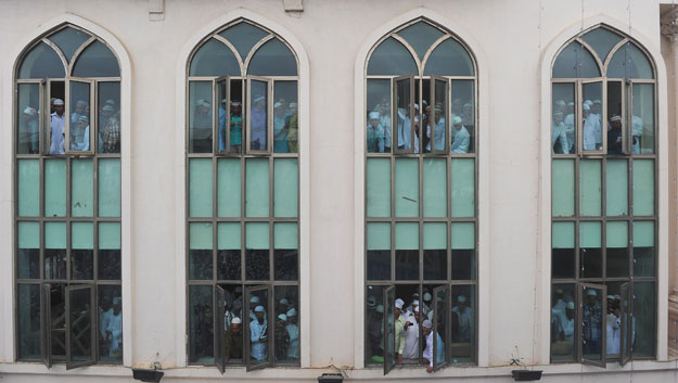 مظاهر عيد الفطر المبارك لعام 2013 فى العالم