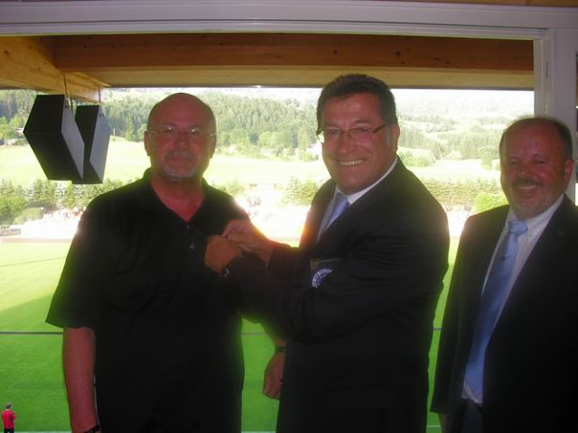 12062010WaC_VIPRelegation15.JPG