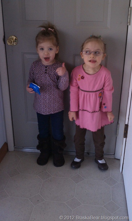 [sisters5%255B6%255D.jpg]