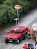 Hummer USA with Sirocco.jpg
