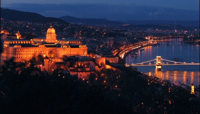 [Hungary_Budapest_Castle_View2%255B6%255D.jpg]