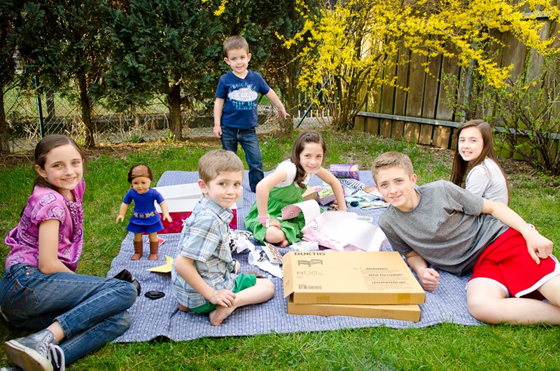 [Opening%2520Presents-20%255B3%255D.jpg]