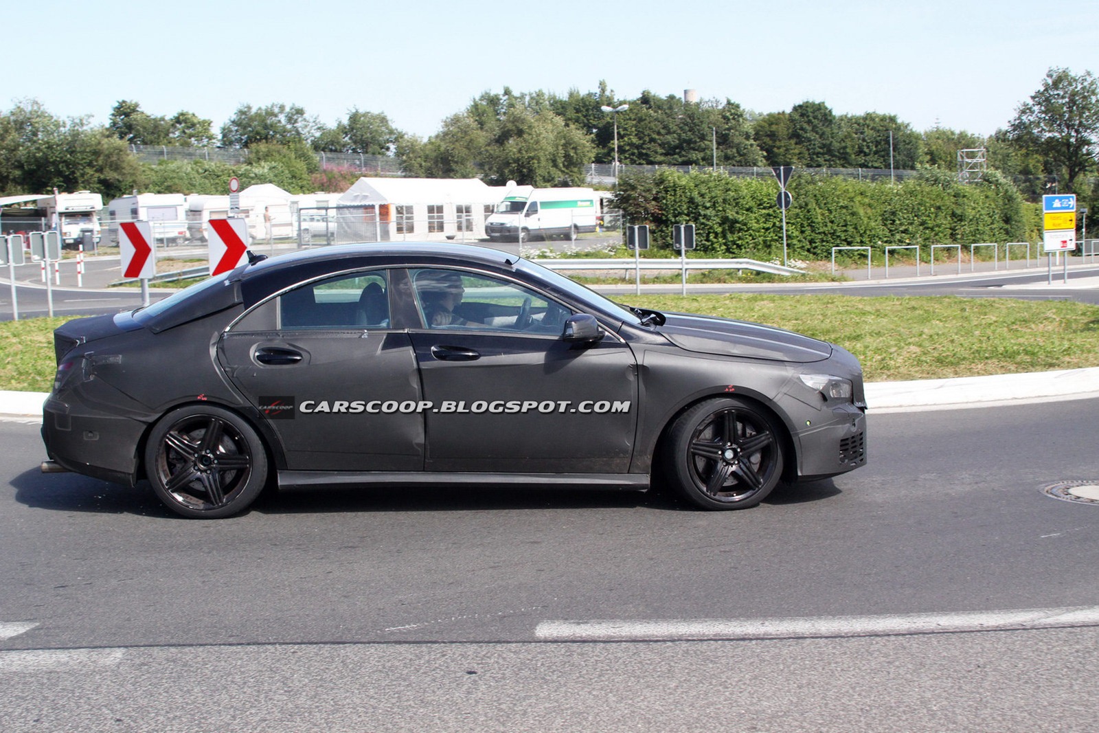 [2014-Mercedes-Benz-CLA45-AMG-7%255B3%255D.jpg]