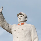Lijiang - Mao statue