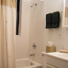 A_Reta_1_Bath2_14_Small.jpg