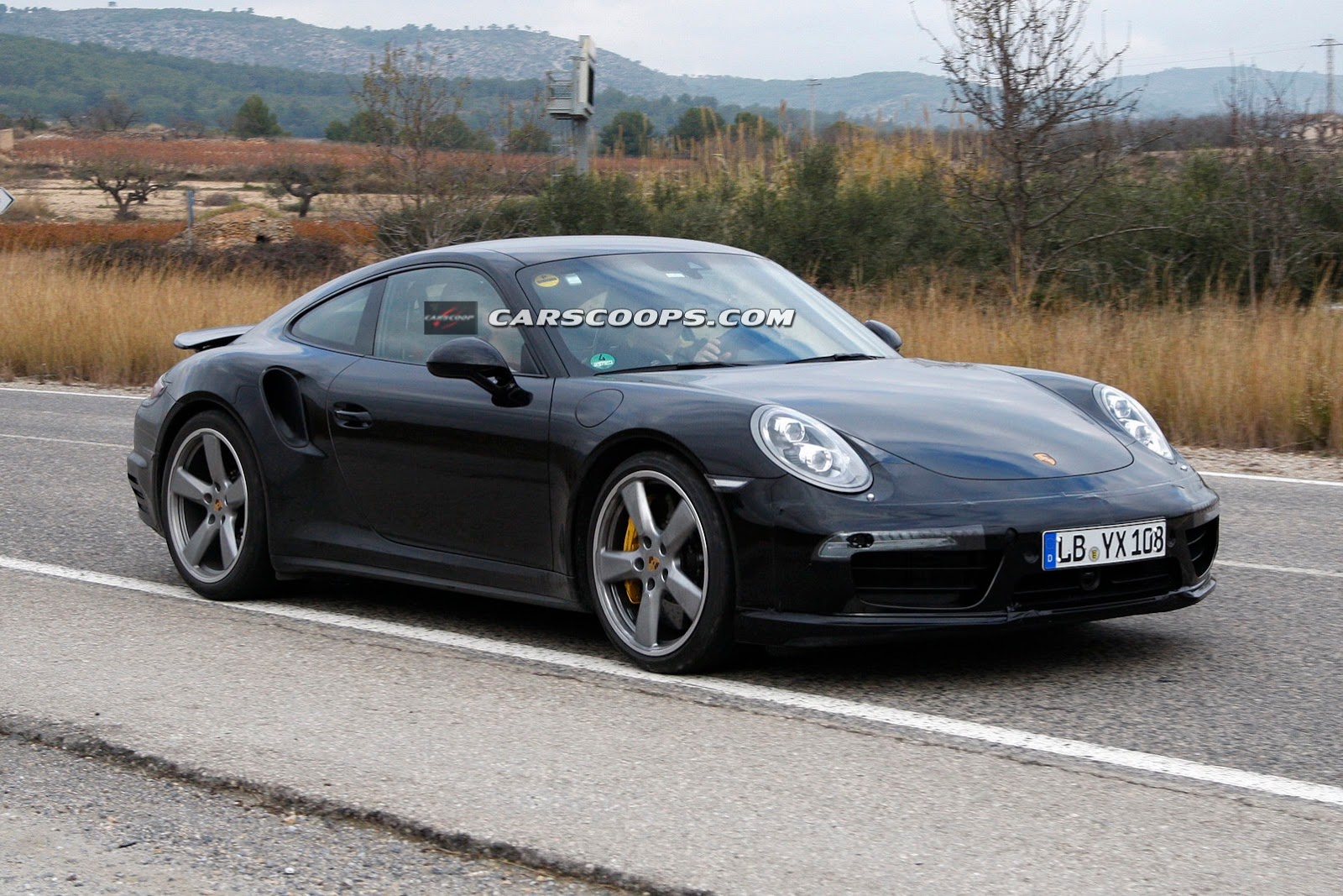 [2015-Porsche-911-Turbo-2%255B3%255D.jpg]