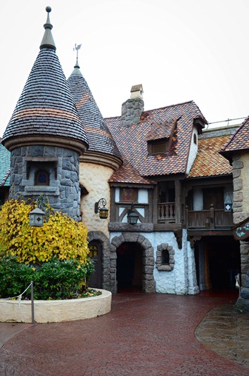 [Disney-Saturday114.jpg]
