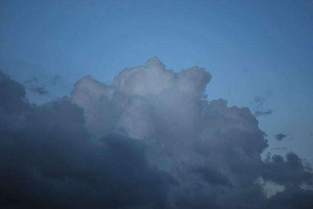[Love%2520in%2520the%2520Clouds%25202%255B3%255D.jpg]