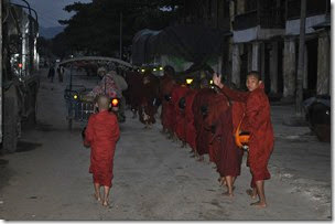 Burma Myanmar Hsipaw Morning Market 131209_0304