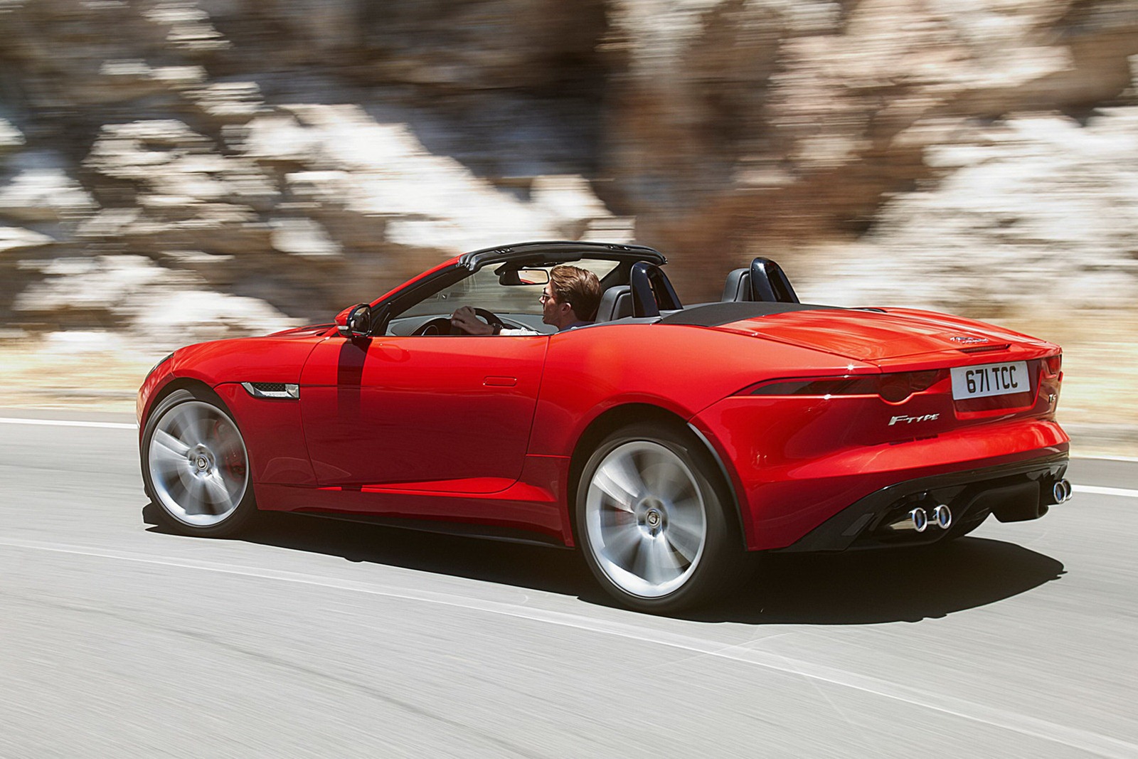 [2013-Jaguar-F-Type-2%255B5%255D.jpg]